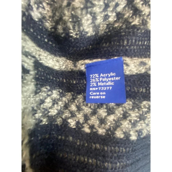 Gray and Blue plaid Cardigan‎ sweater - Picture 2 of 5